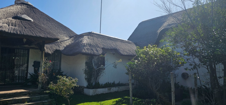 4 Bedroom Property for Sale in Deneysville Free State